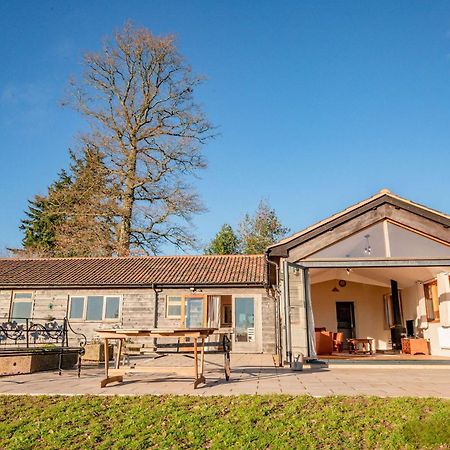 Host & Stay - Upperley Barn بروميارد المظهر الخارجي الصورة