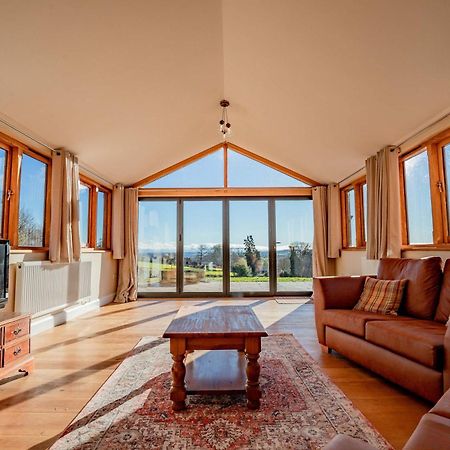 Host & Stay - Upperley Barn بروميارد المظهر الخارجي الصورة